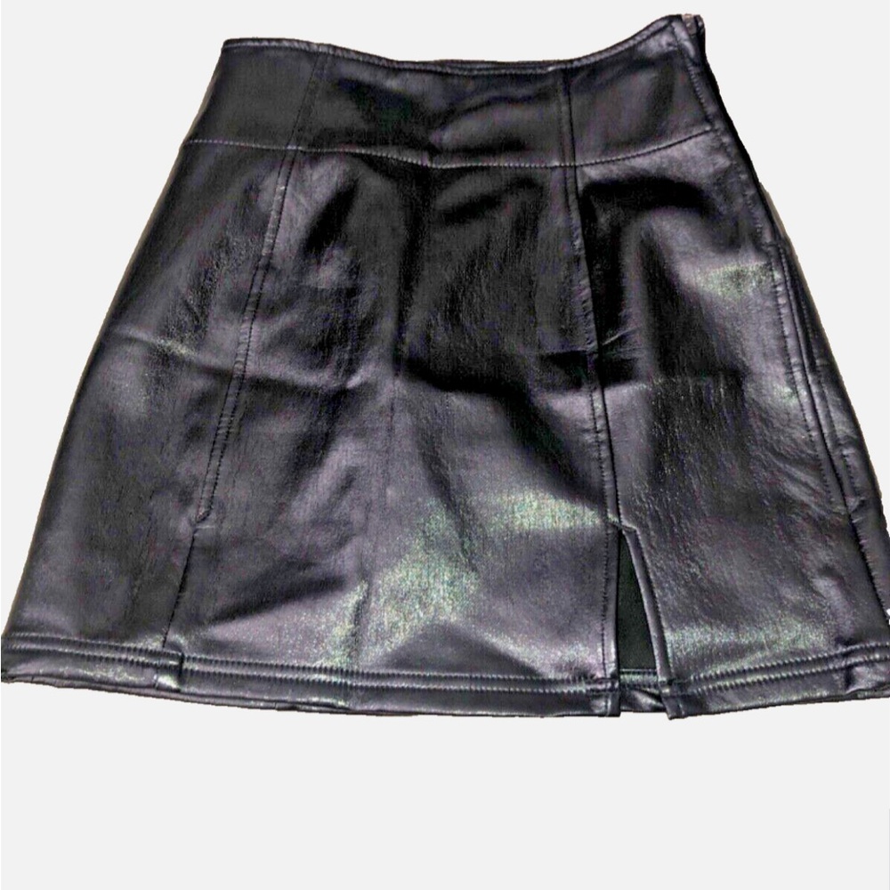 Free People Mini Skirt Black Shiny Coated Denim Size 8 Holding Onto‎ A Dream - Picture 12 of 12